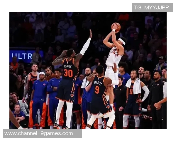 克里斯蒂称赞弗拉格篮下对抗能力出色并在关键时刻命中重要投篮