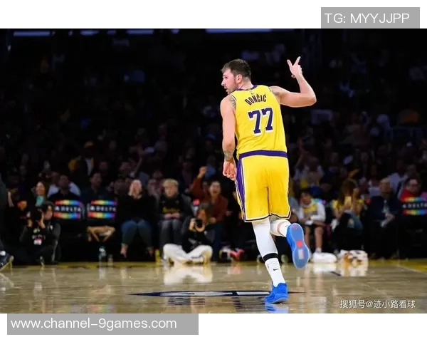 NBA赛季精彩回顾东契奇助湖人轻取76人勇士遭公牛逆袭开拓者力战灰熊展现韧性